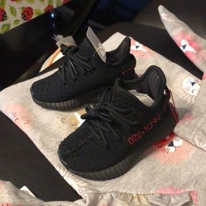 Yeezy boost 350 V2